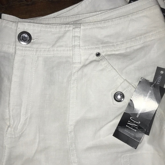INC Int’l Concepts Regular Fit Shorts - Picture 2 of 4
